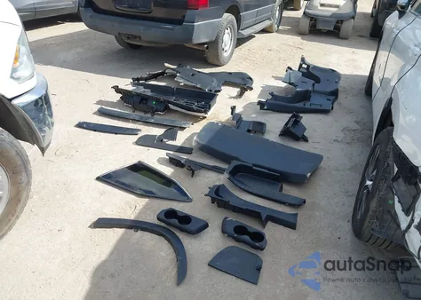 2022 Toyota Highlander Xle из США, поврежденный, VIN 5TDGZRAHXNS099010